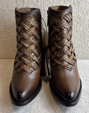 Cuadra Ladies Ankle Brown Leather Booties Size 8.5 M 54196